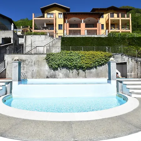 By Maggiore With Stunning Views Holiday home